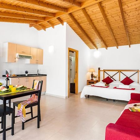101 Bright, Pool View And Air Conditioning Apartment Playa de las Americas  Exterior photo