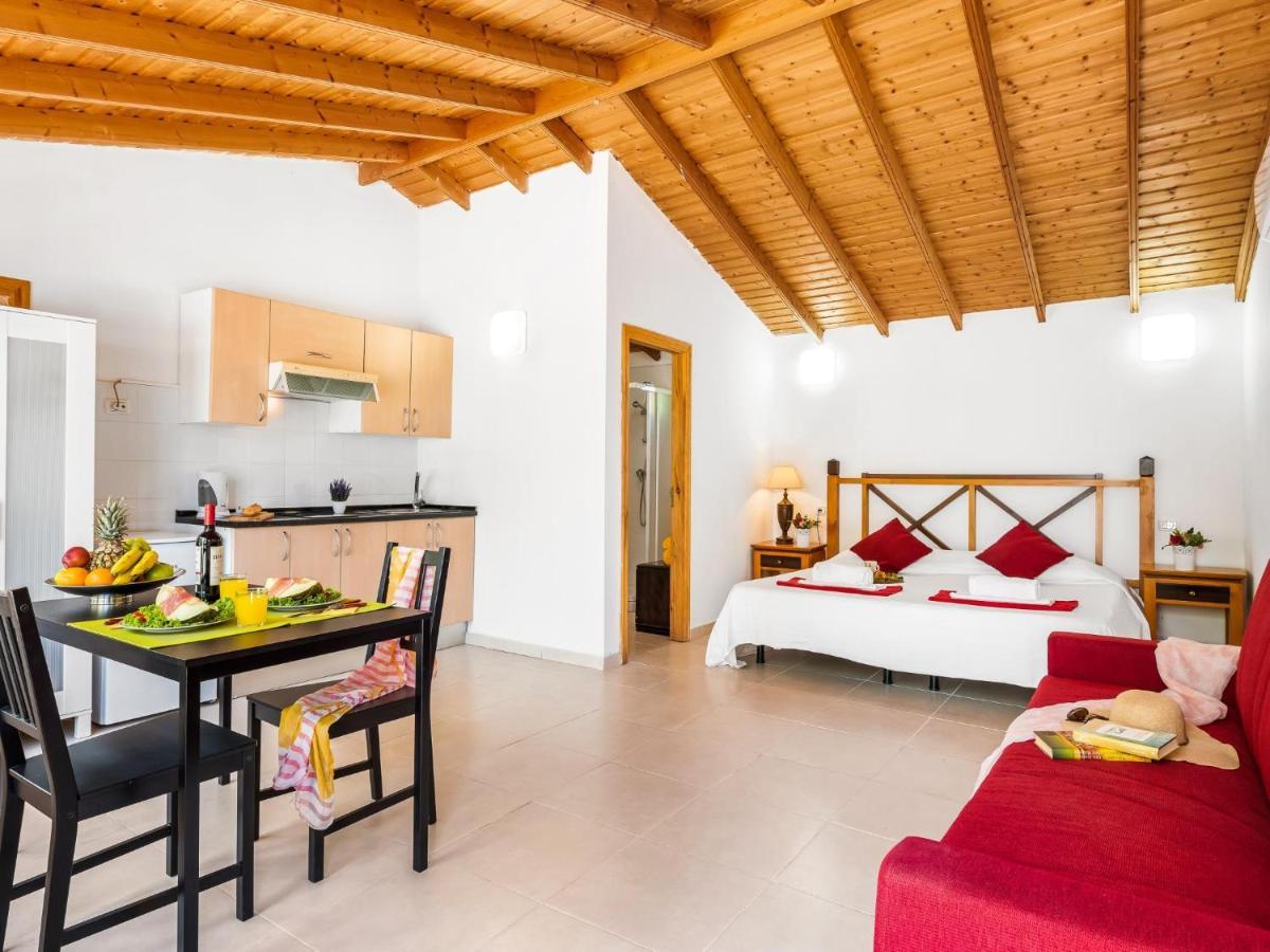 101 Bright, Pool View And Air Conditioning Apartment Playa de las Americas  Exterior photo