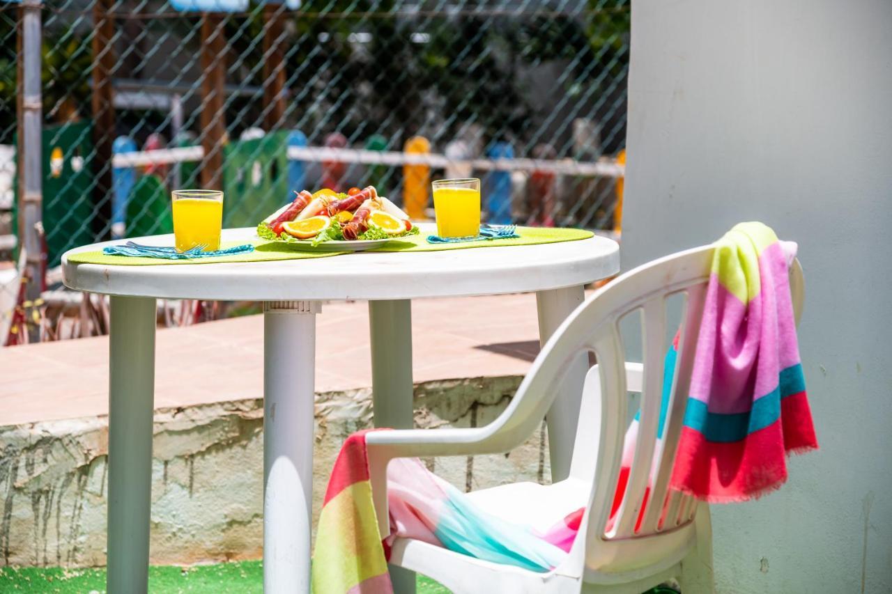 101 Bright, Pool View And Air Conditioning Apartment Playa de las Americas  Exterior photo